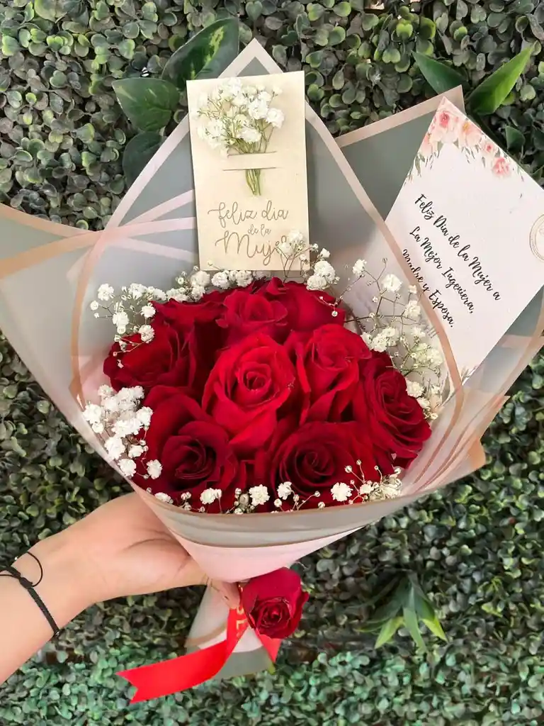 Bouquet Rosas Rojas Esencial