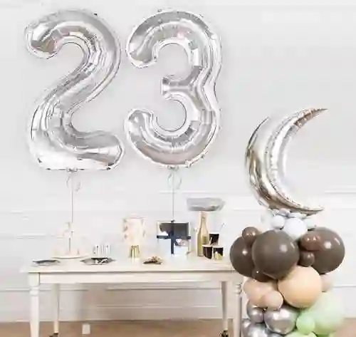 Globo Numero Metalizado Plateado Grande / 32 Pulgadas (81cm) X1 Unidad