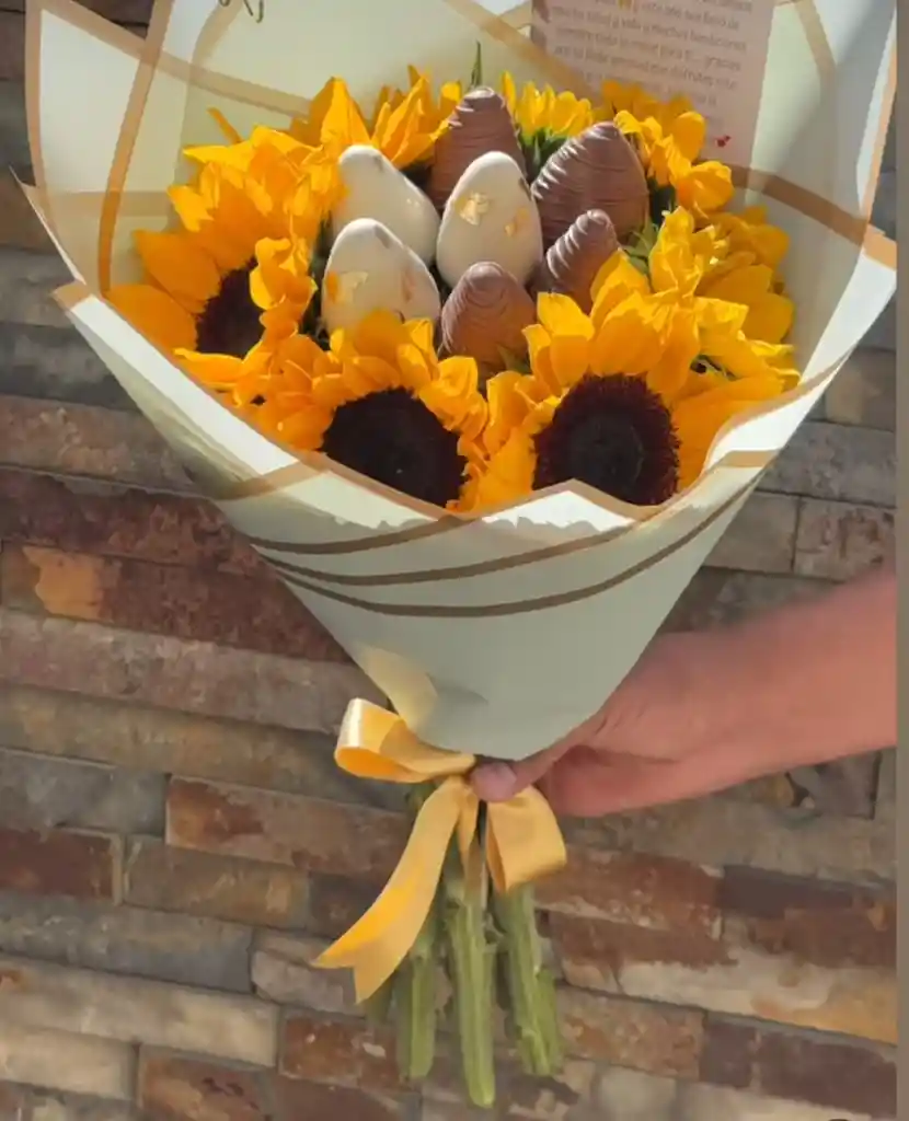 Girasoles Y Fresas Con Chocolate