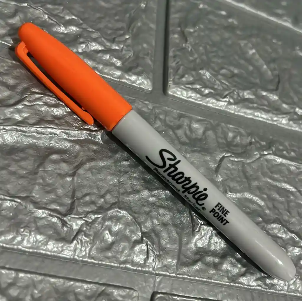 Marcador Sharpie Naranja Fino Permanente