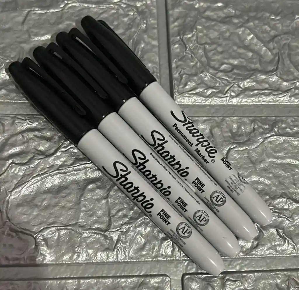 Marcador Sharpie Negro Fino Permanente