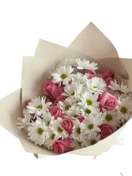 Bouquet De 12 Rosas Rosadas Y Margaritas