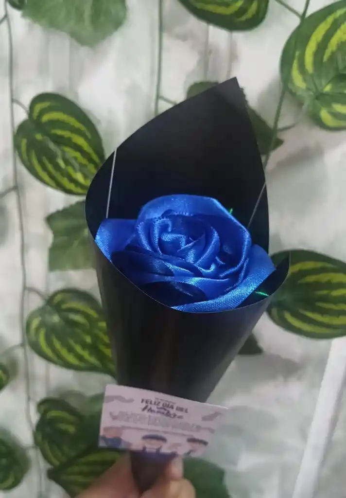 Solitario Rosa Eterna Azul (novio)