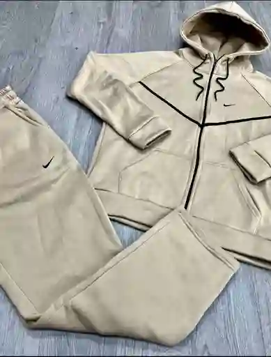 Conjunto Deportivo Nike