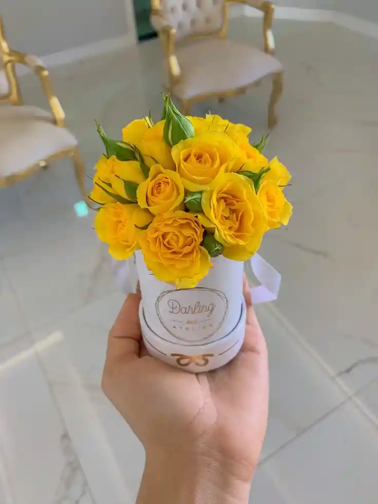 Balde Mini De Rosas Amarillas