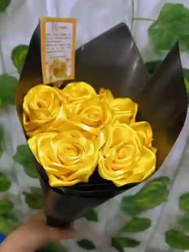 Flores Amarillas (bouquet De Rosas Amarillas Eternas)
