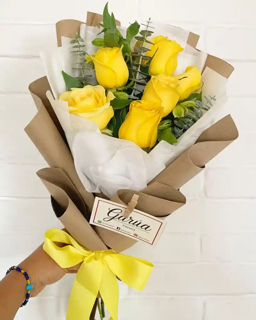 Bouquet De Rosas Amarillas