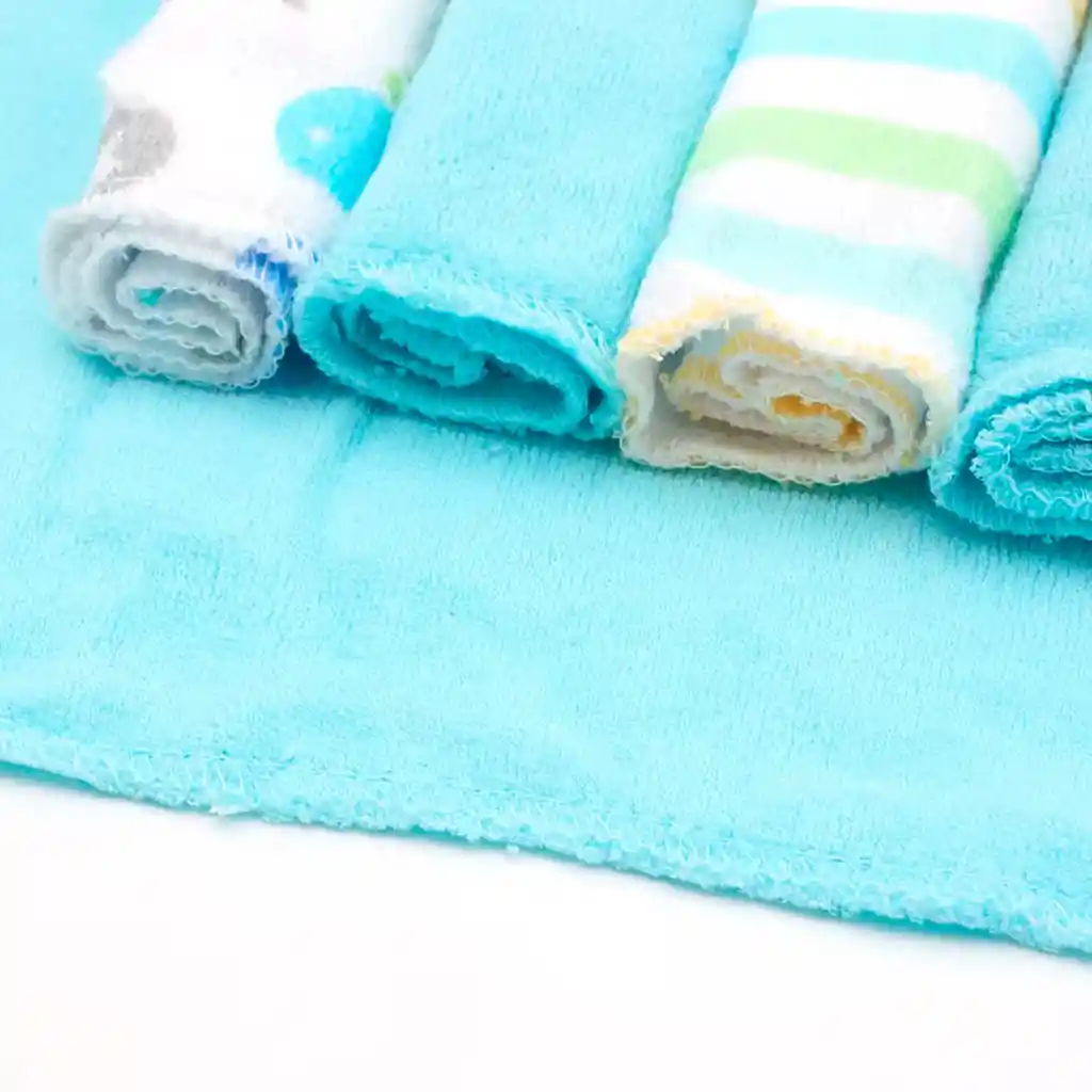 Paquete De Babitas Verde X4 Unidades 100% En Algodón, Toallitas Hechas En Material Suave Y Absorbente, Hipoalergénicas, Colores Y Diseños Llamativos - Luvable Friends