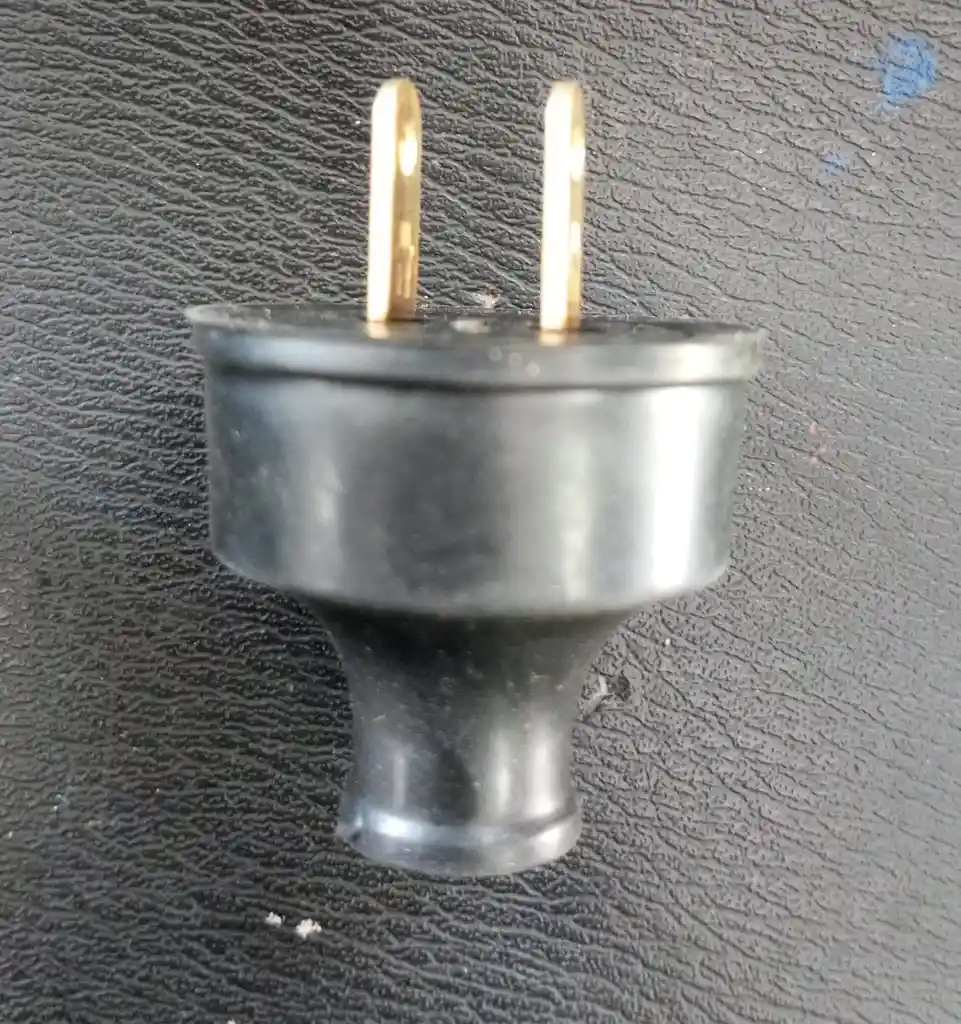 Clavija Domestica 15 Amp