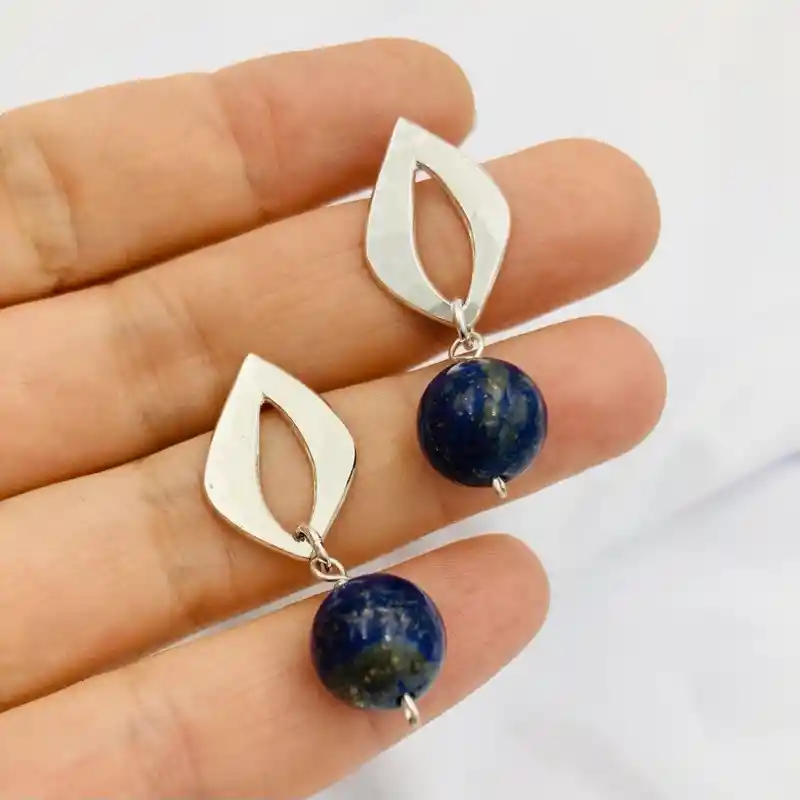 Aretes Pétalos De Plata Y Piedras Naturales