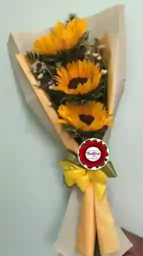 Ramo De Mano Con Tres Girasoles