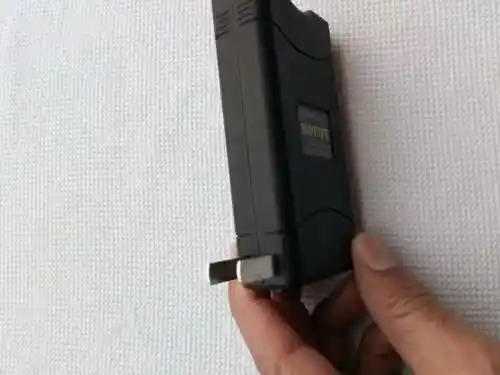 Equipo Defensa Personal Taser Eléctrico Tipo 800