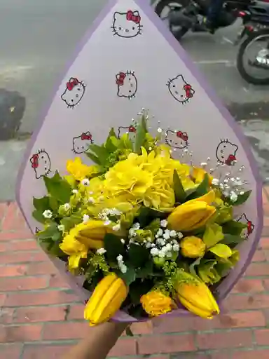 Bouquet De Flores Amarillas Surtidas
