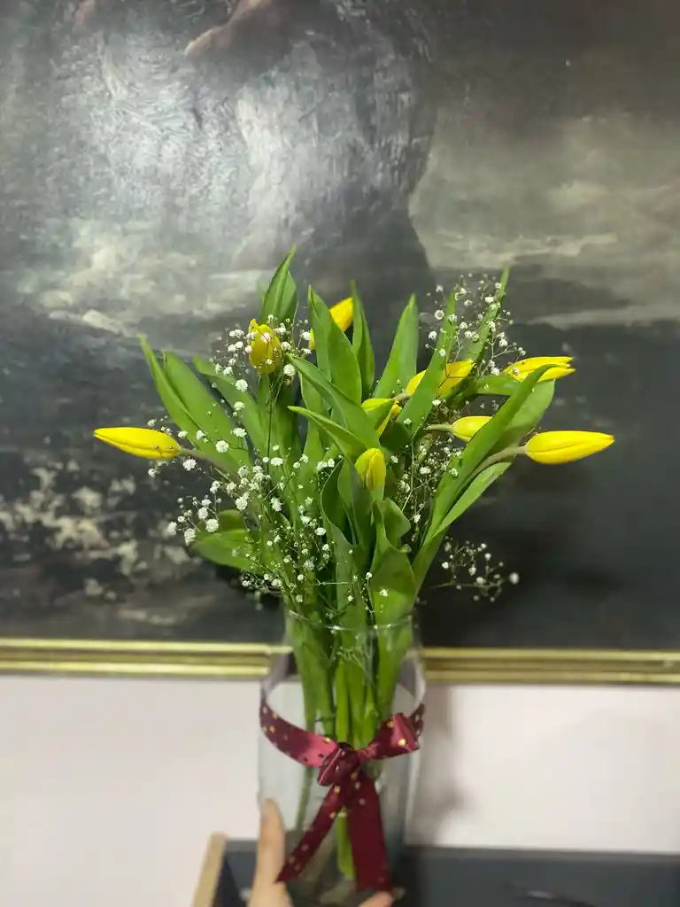 Tulipanes En Jarron 9 Und