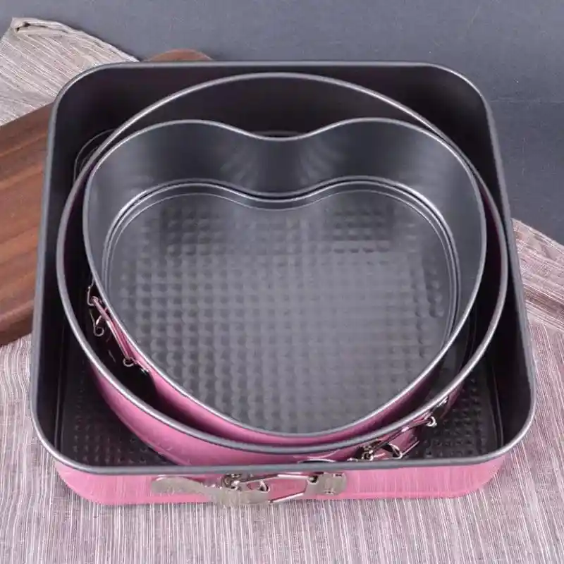 Set De 3 Moldes Repostería En Forma De Corazón, Redondo Y Cuadrado B