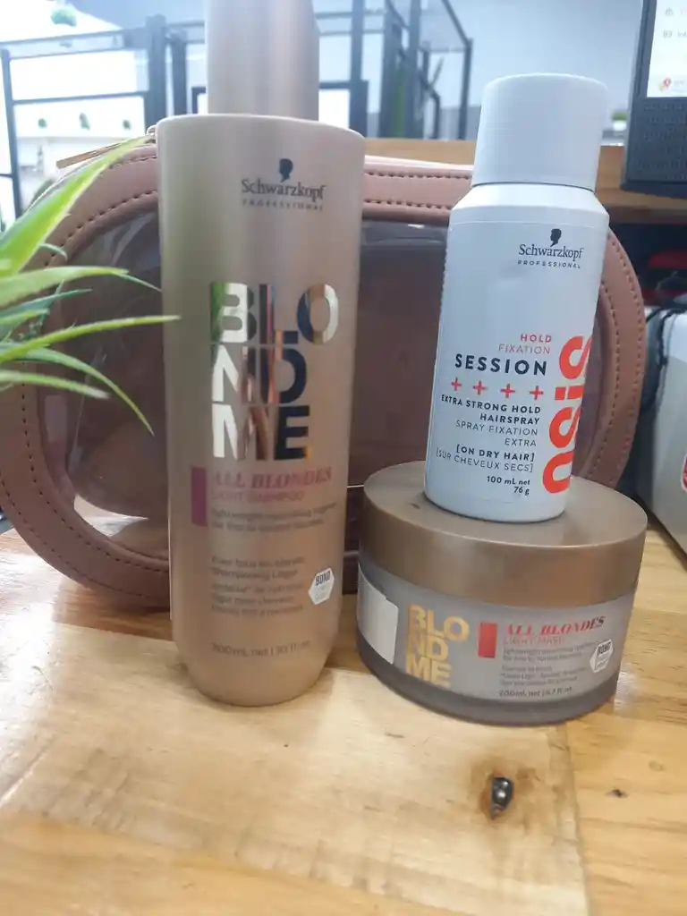 Kit Blondme Ligero Para Todo Tipo De Rubios