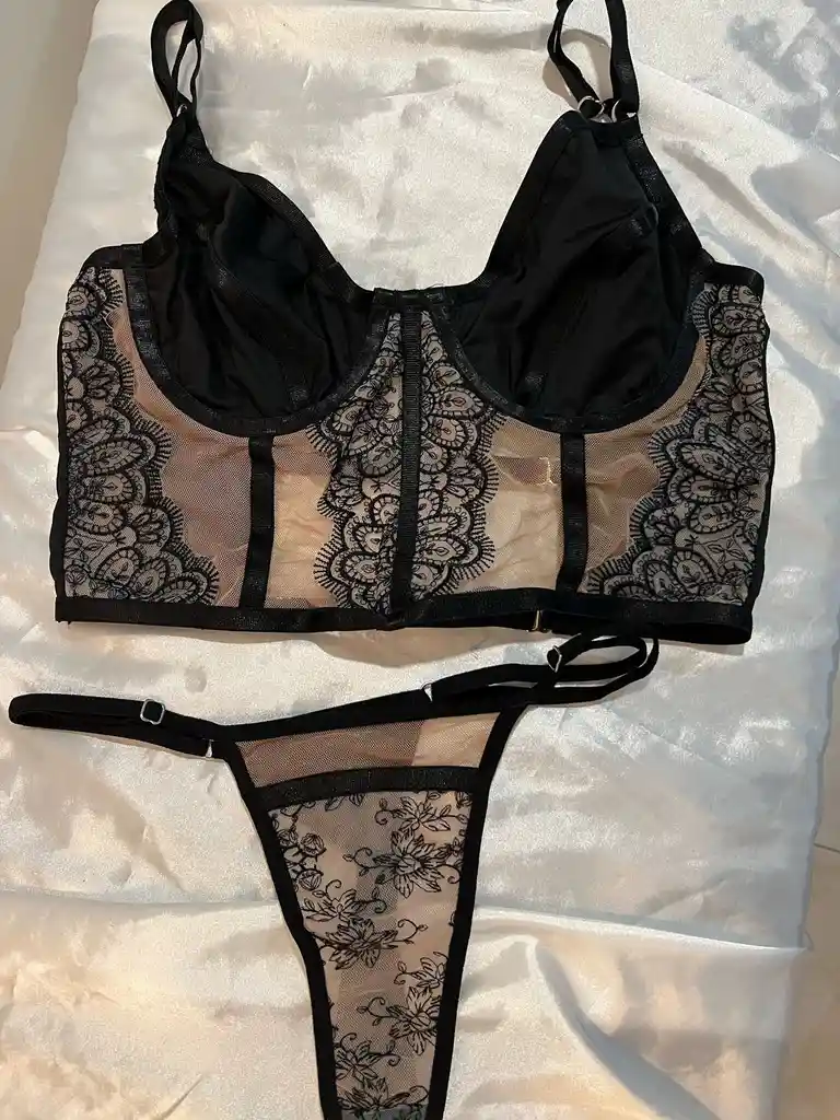 Set Valencia Az