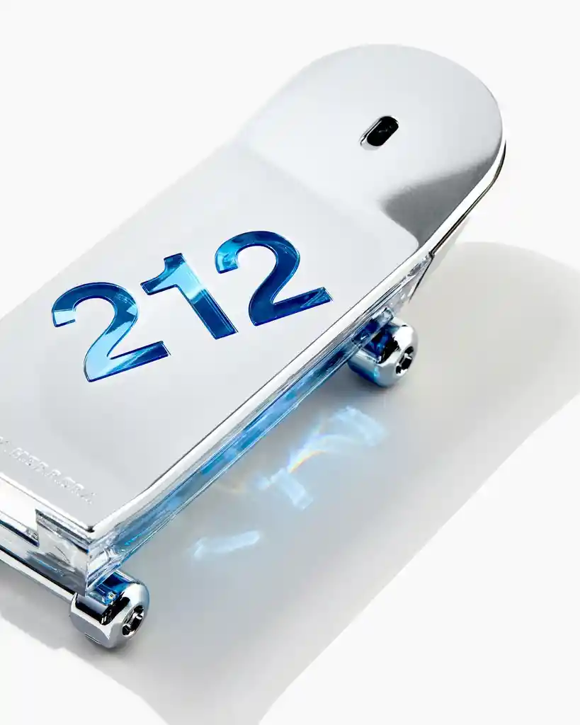 Perfume 212 Heroes - Carolina Herrera