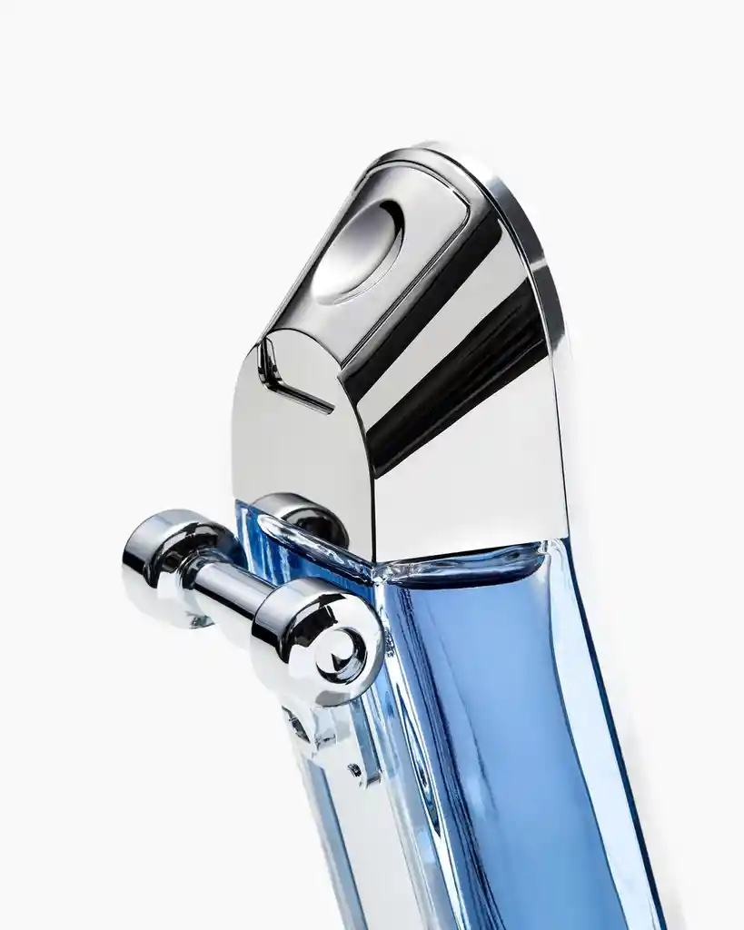 Perfume 212 Heroes - Carolina Herrera
