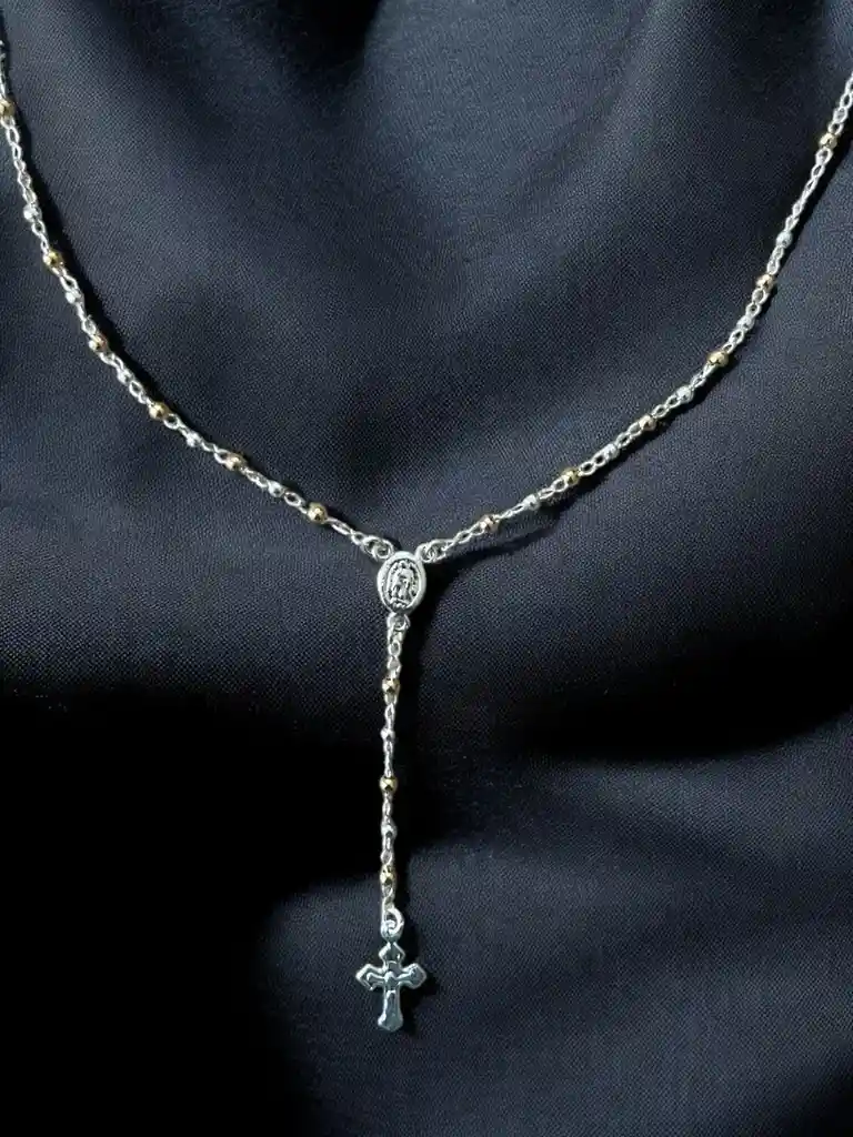 Cadena En Plata Ley 925 Con Decoracion Bañada En Oro De 14k Collar En Plata Ley 925, Gargantilla En Plata, Joyeria Joyas