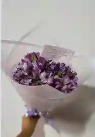 Bouquet De Astromelia Morada