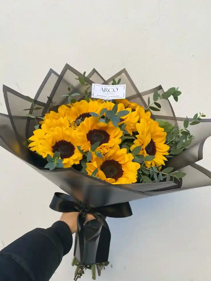 Bouquet De Girasoles