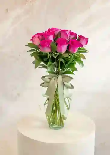 Jarrón De Rosas Rosadas
