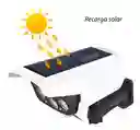 Lampara Luz Led Patio Jardin Control Remoto Reflector Solar Color Blanco Estilo Cámara Falsa