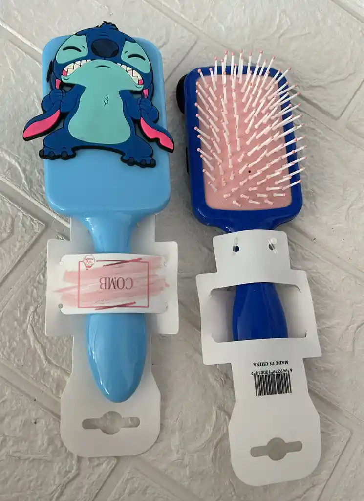Cepillo Para Cabello Stitch