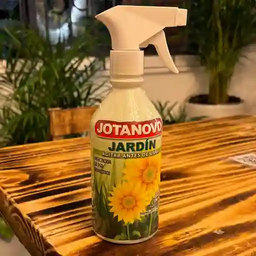 Jotanovo Jardín