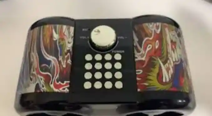 Parlante Altavoz Portátil Bluetooth Radio Fm Mic Sd Usb