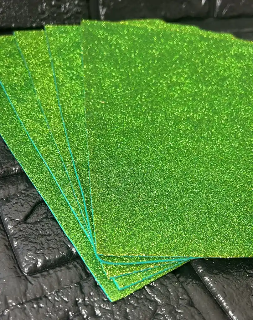 Fomi Verde Oscuro Escarchado 1/8