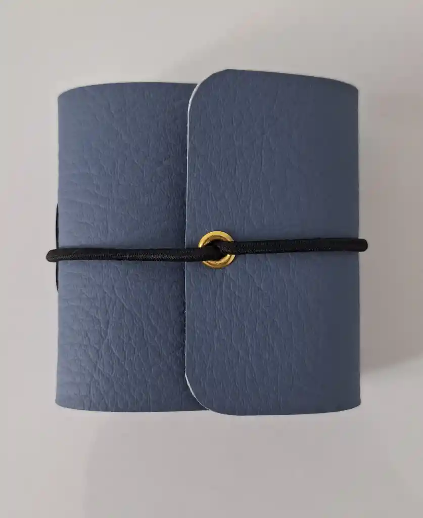 " Viajera Azul Mini (cordón Elástico)"