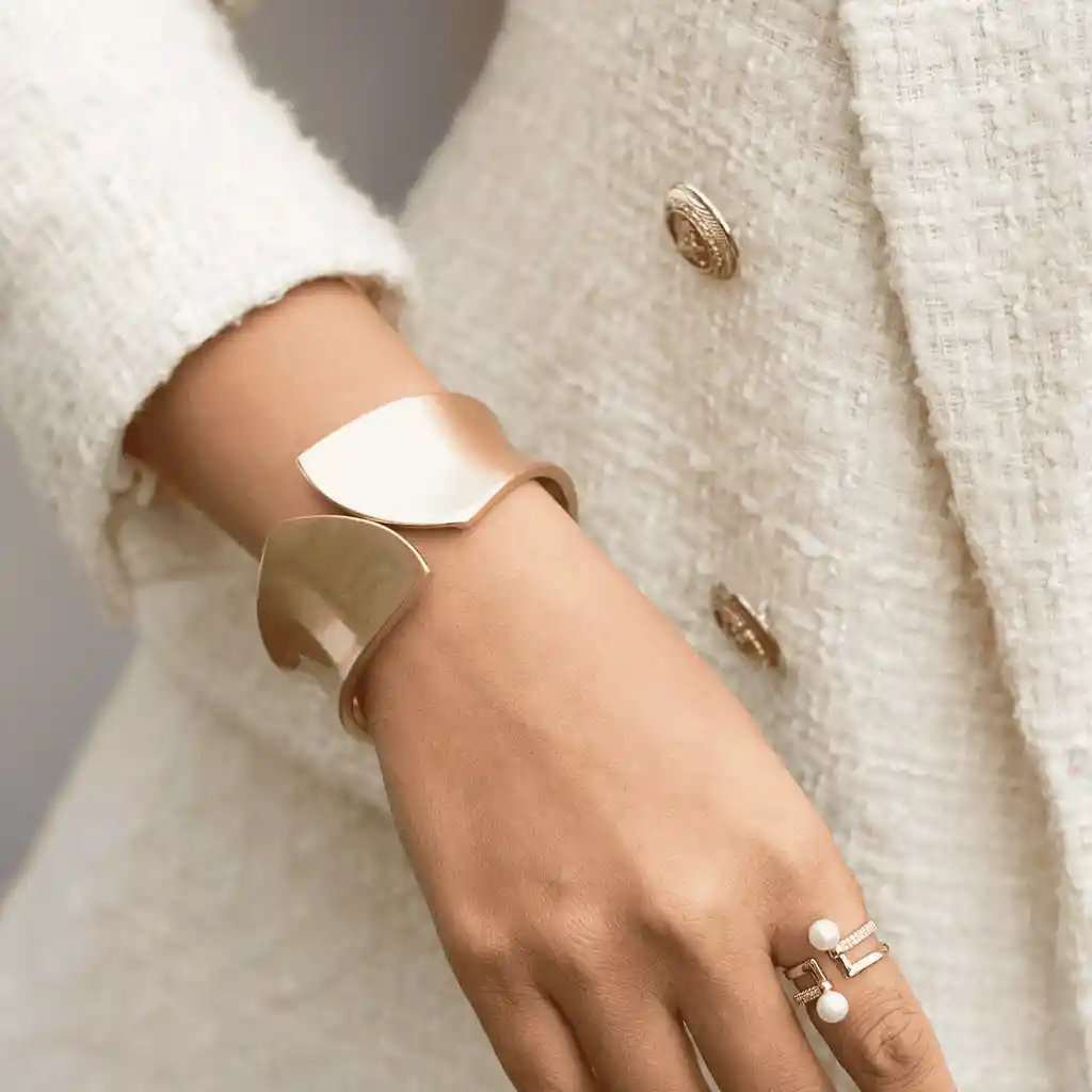 Brazalete Armonia Dorado