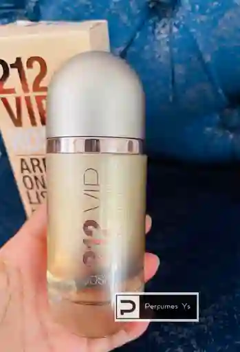 Perfume Mujer 212 Vip Rosé Carolina Herrera 80ml
