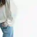 L / Buzo Corazón En Llamas - Marfil