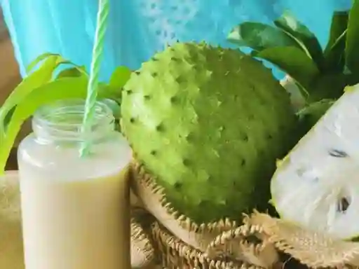 Jugo De Guanabana En Leche