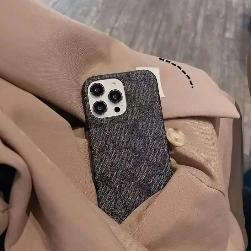 Forro Para Iphone 14 Coach