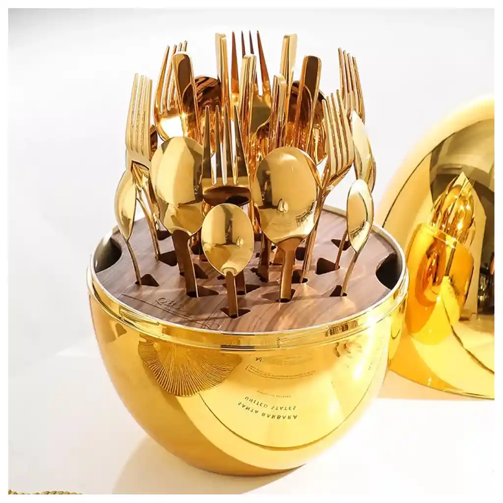 Kit De Cubiertos Con Estuche - Elegancia En Huevo Dorado