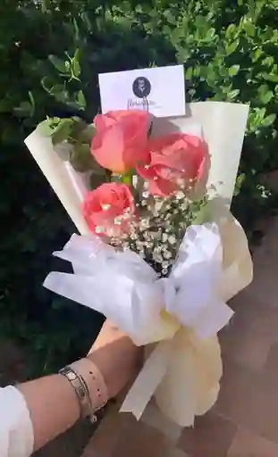Tres Unidades De Rosa Rosada