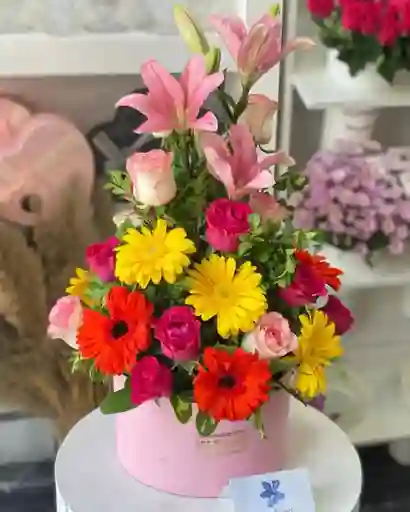 Caja Redonda De Mix De Flores