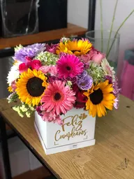 Caja Mix De Flores Cuadrada