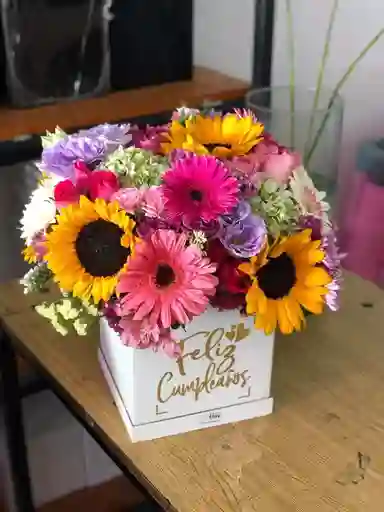 Caja Mix De Flores Cuadrada