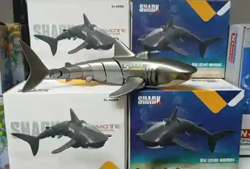 Tiburón A Control Remoto