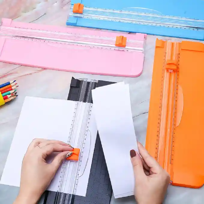 Guillotina De Papel Cortador Con Regla Extraible Fk15-111