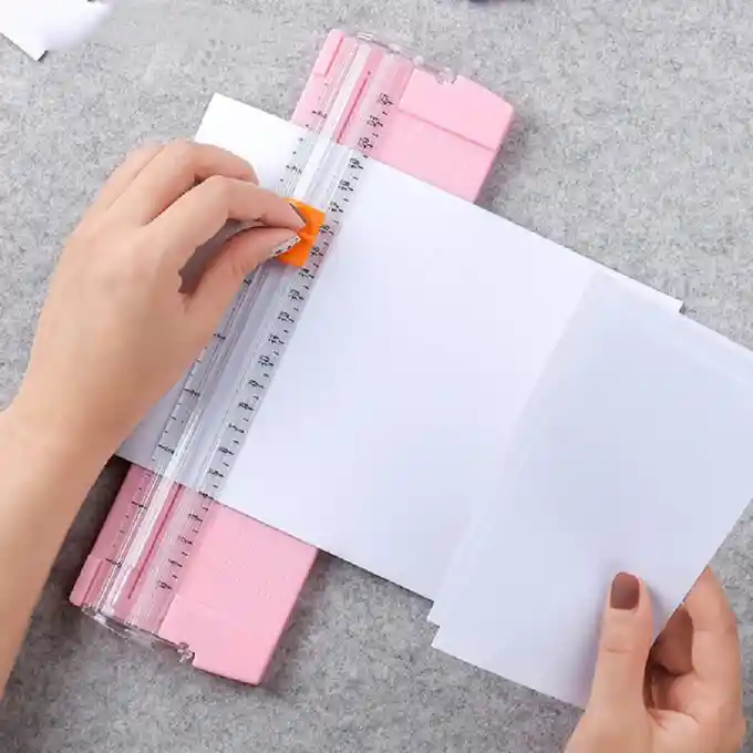 Guillotina De Papel Cortador Con Regla Extraible Fk15-111