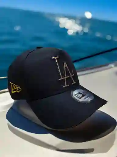 Gorra Premium L.a Luxury Negra