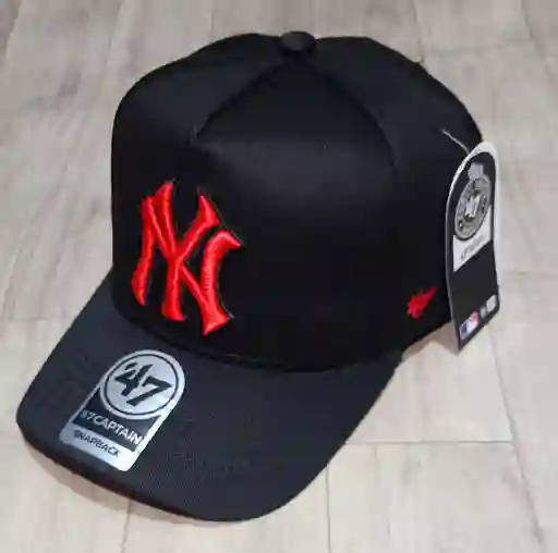 Gorra 1.1 Ny Negra Roja