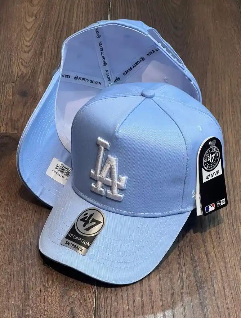 Gorra 1.1 L.a Azul Cielo / Blanca