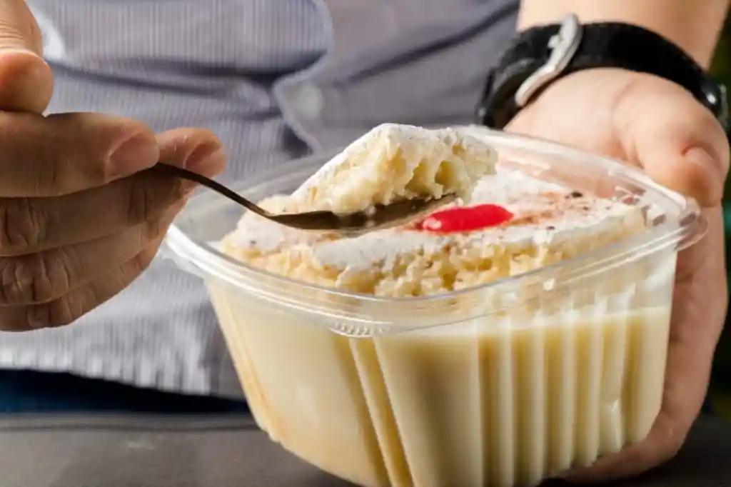 Porcion Torta Tres Leches
